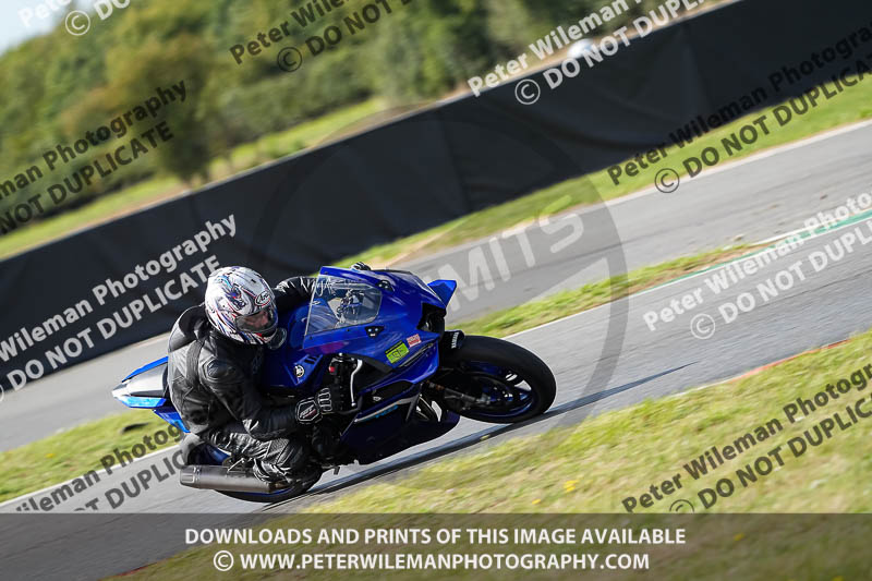 enduro digital images;event digital images;eventdigitalimages;no limits trackdays;peter wileman photography;racing digital images;snetterton;snetterton no limits trackday;snetterton photographs;snetterton trackday photographs;trackday digital images;trackday photos
